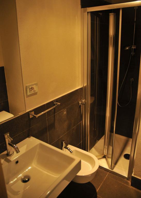 La Sella Del Diavolo Cagliari Phòng bức ảnh